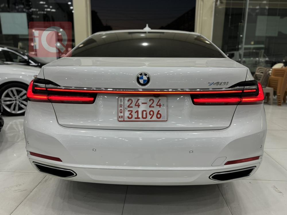 BMW 7-Series